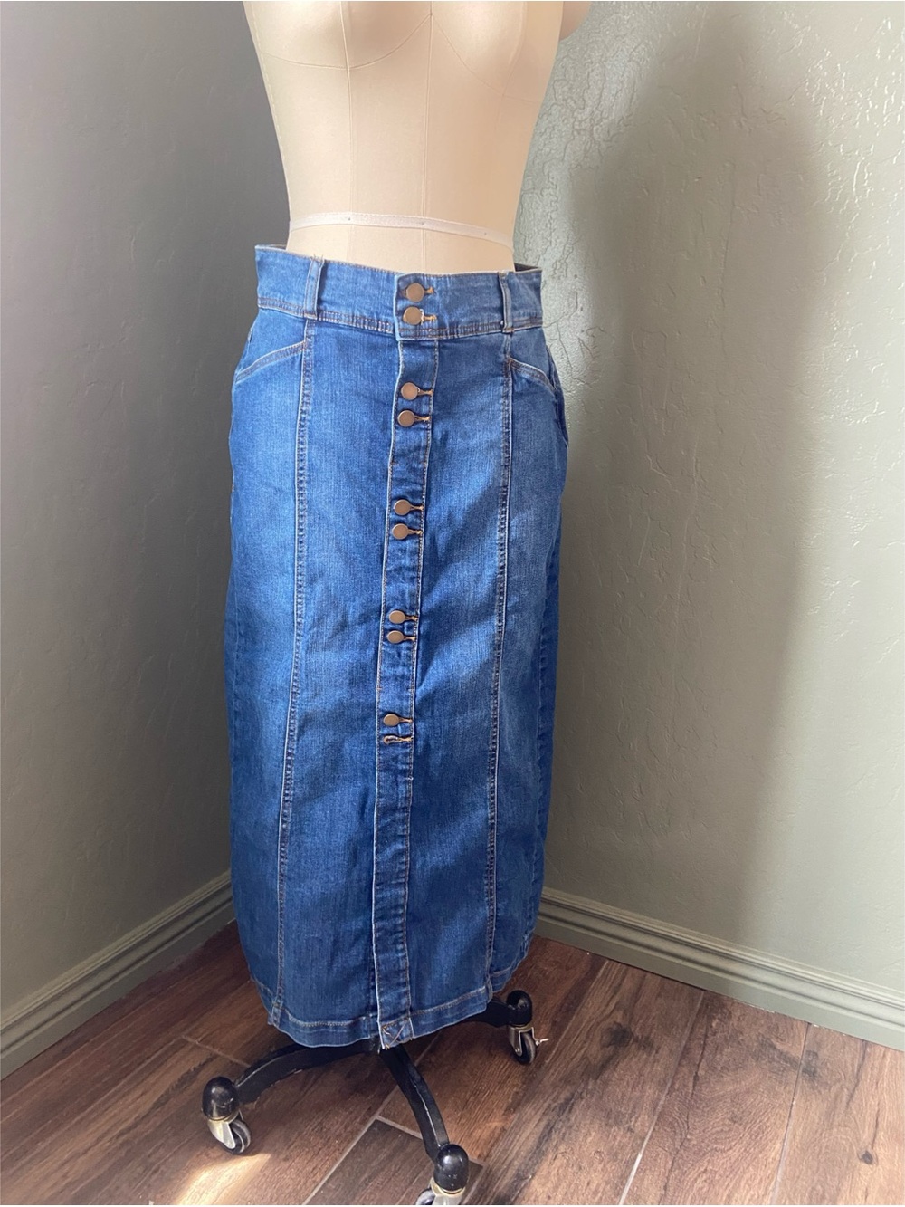 Style&Co Denim Button-Front Midi Skirt